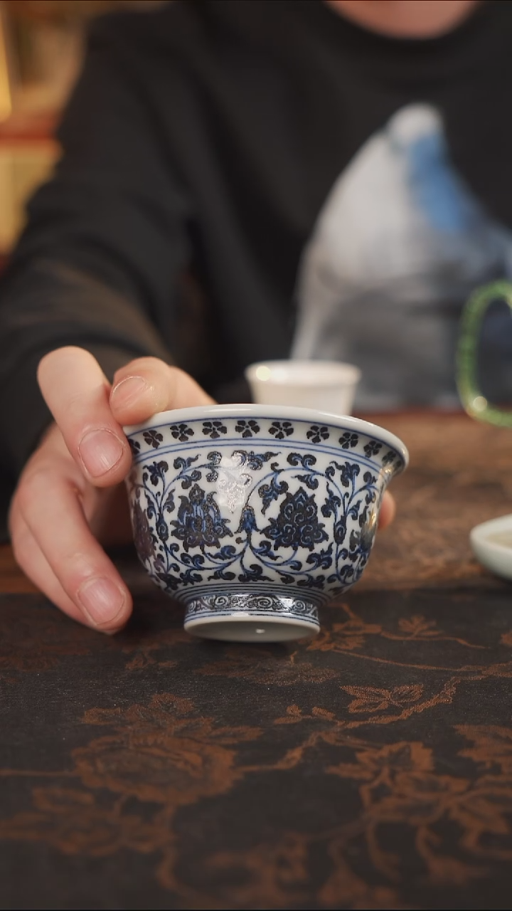 杯子瓷云林匠造炸料缠枝压手杯