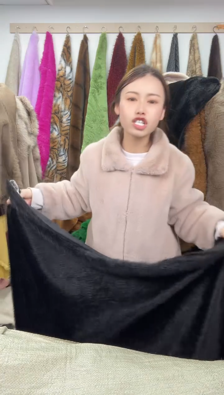 狐狸毛A52，尺寸1.9*2