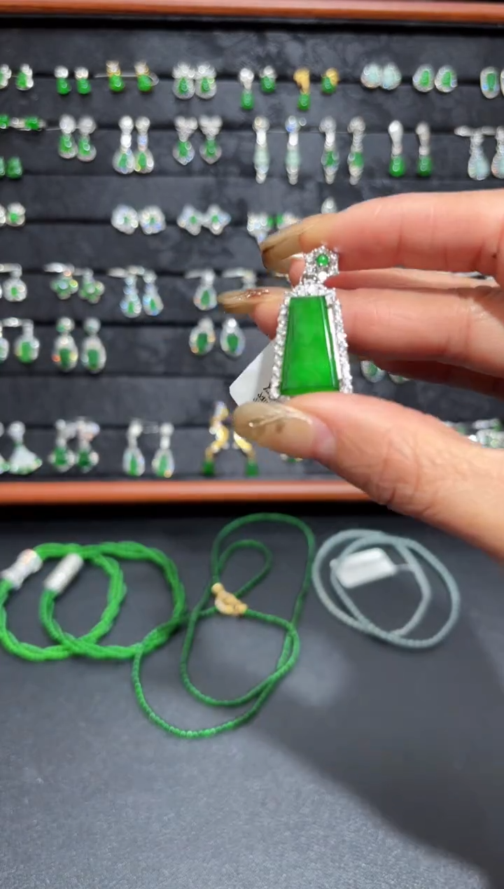 【闪购商品】翡翠颈饰银S925镶嵌无事/支持复检/一件