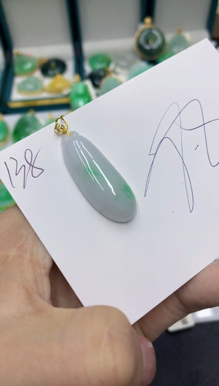 【闪购商品】翡翠颈饰18K金镶嵌号链接