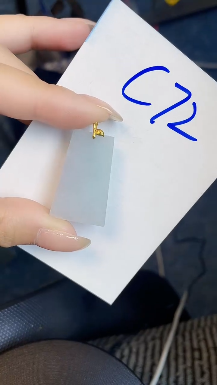 【闪购商品】翡翠颈饰18K金镶嵌00000000