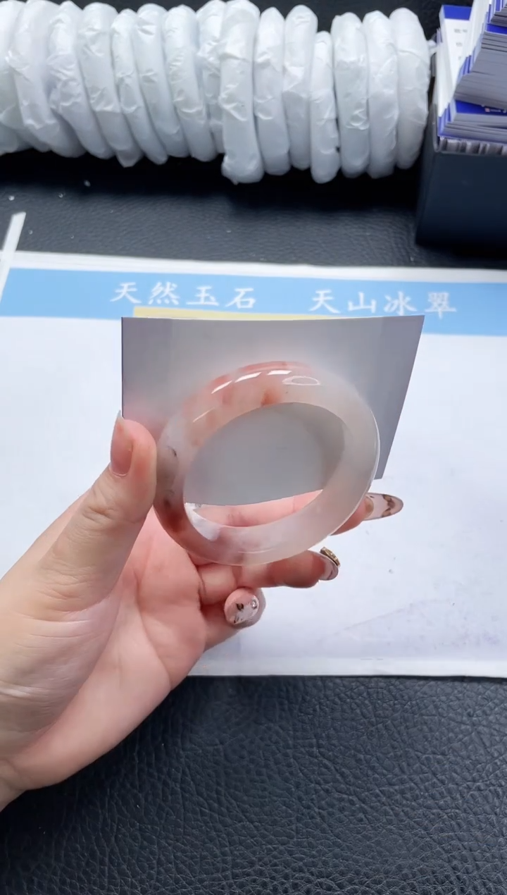 【闪购商品】石英质玉手镯未镶嵌8-53
