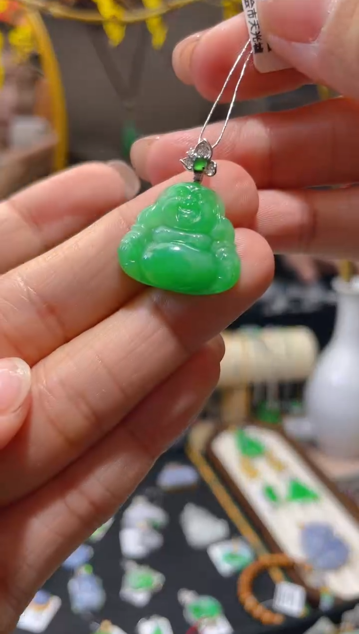 【闪购商品】翡翠颈饰18K金镶嵌假一赔三