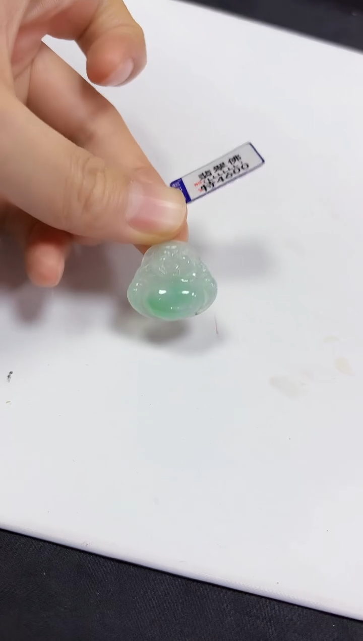 【闪购商品】翡翠颈饰未镶嵌佛公