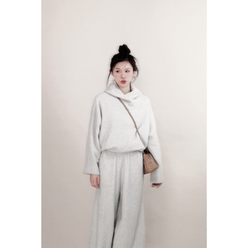 美静 row风抗起球【太空人】羊毛兔毛毛衣套装XMZH2308