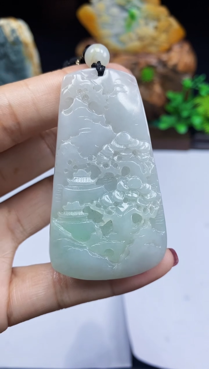 【闪购商品】翡翠颈饰未镶嵌翡翠A货
