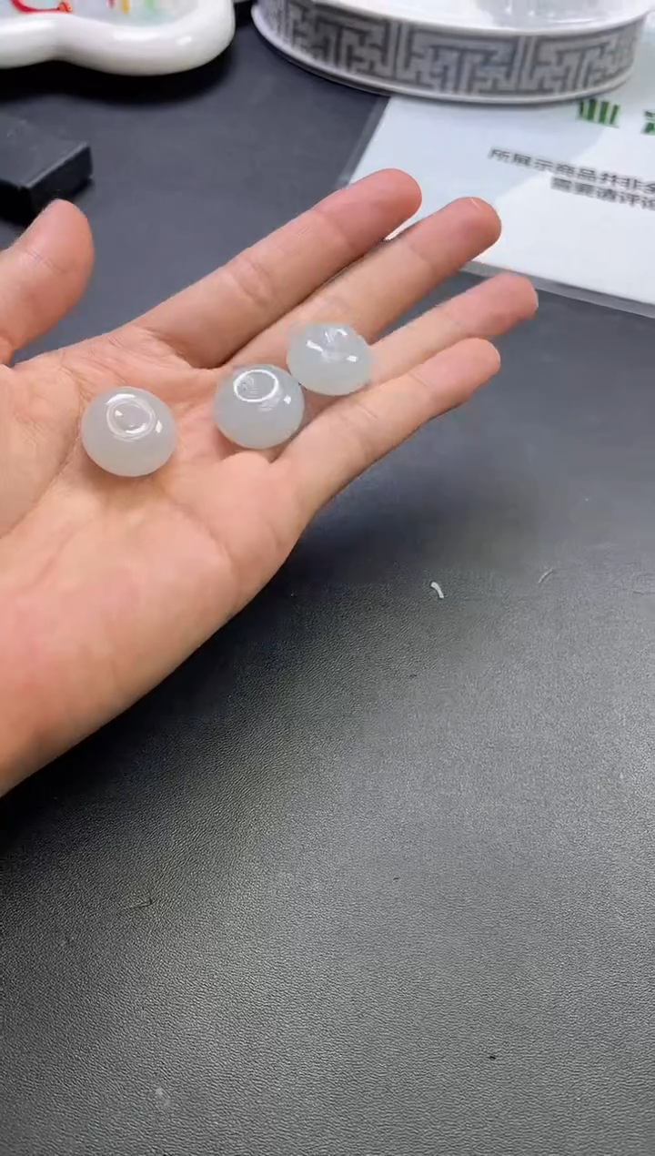 颈饰未镶嵌翡翠?****?肥扣多样性发一件