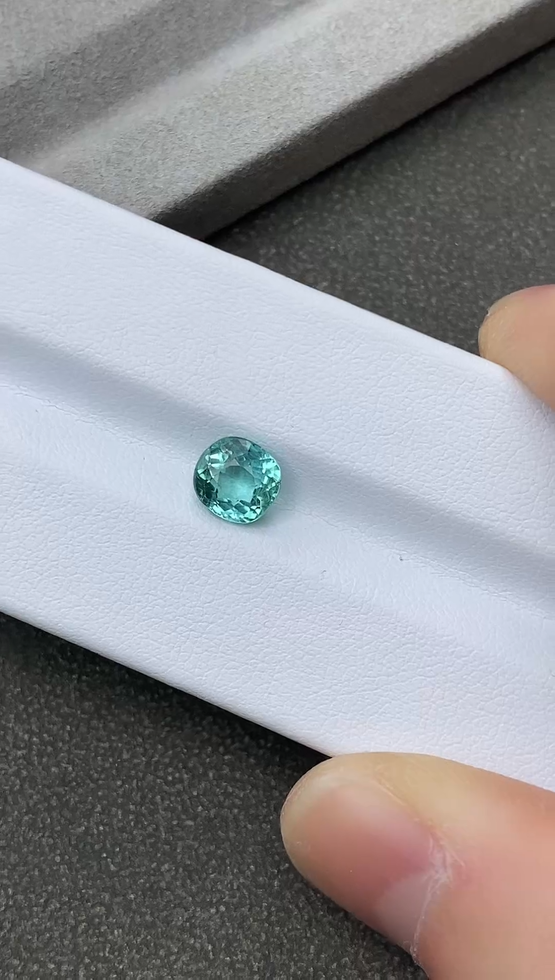 【闪购商品】碧玺裸石未镶嵌1.78克拉 蓝碧玺