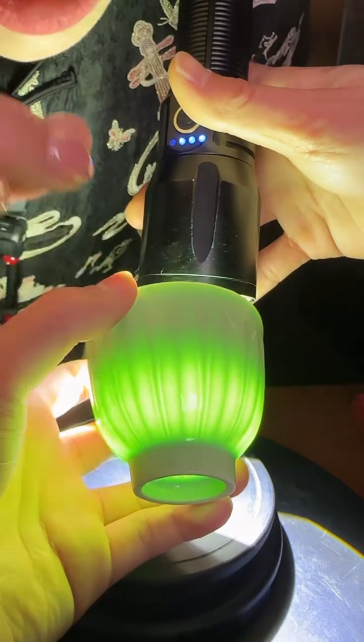 杯子瓷绿稀土瓜棱高脚杯