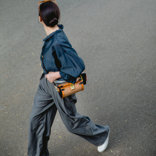 【亚楠】手提单肩斜跨包真皮女包 V41-50