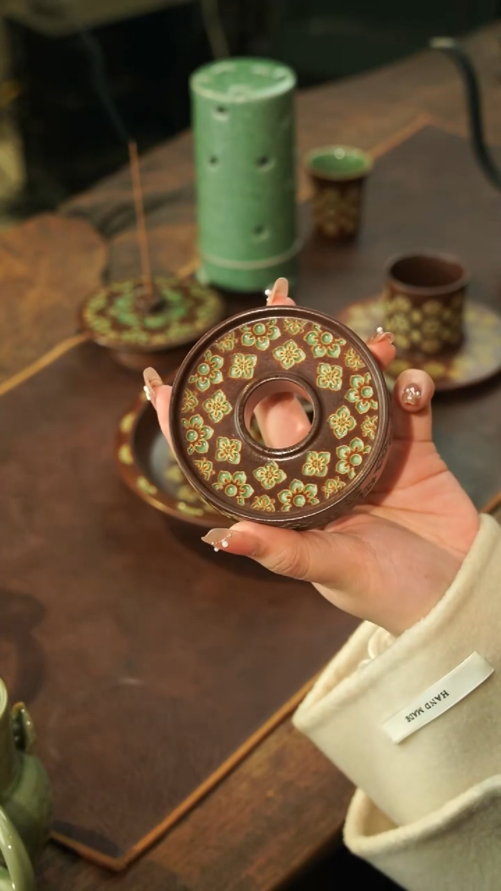 【闪购商品】瓷片李斌 宝相系列 盖置