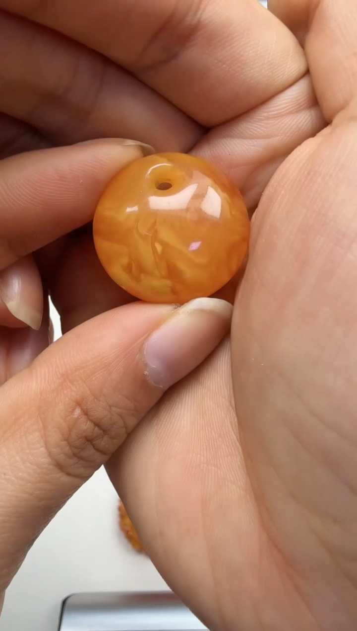 裸石琥珀未镶嵌如图