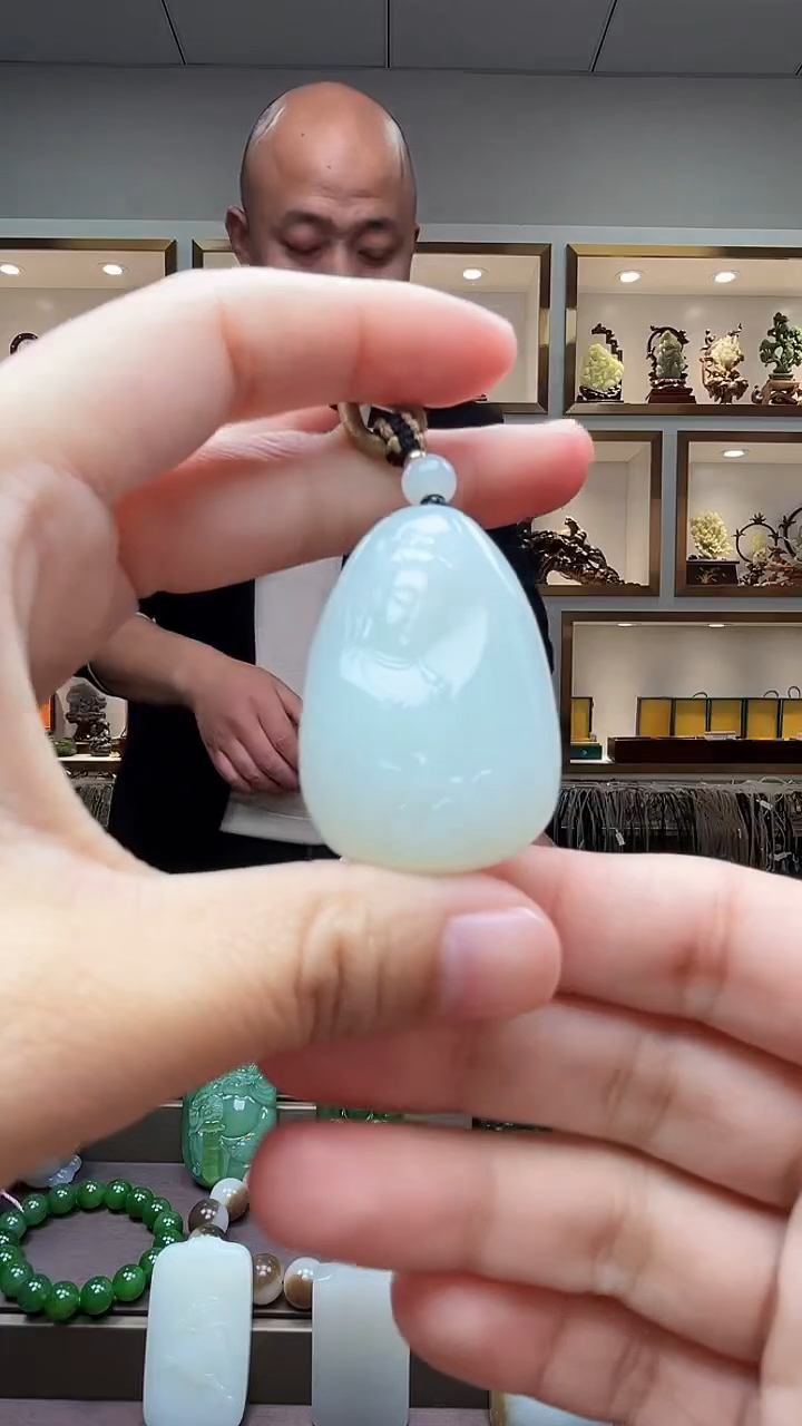 【闪购商品】和田玉颈饰未镶嵌苏