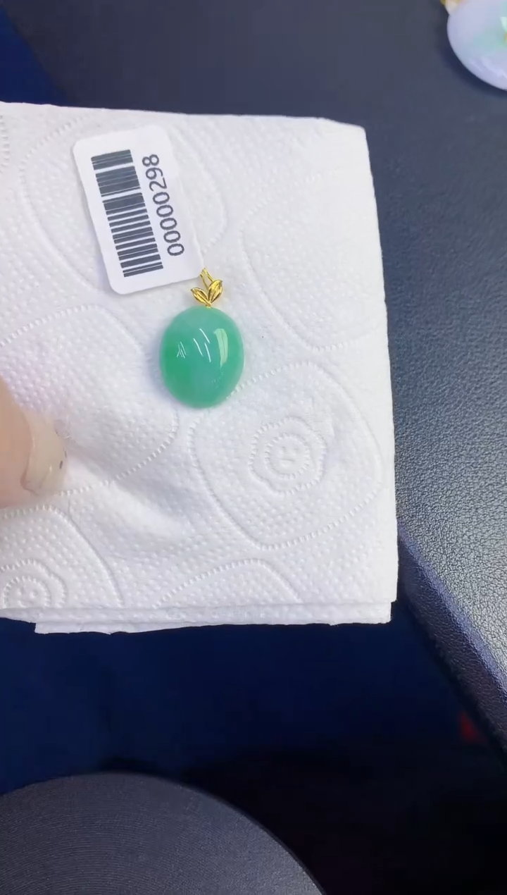 颈饰18K金镶嵌翡翠缅甸天然翡翠A货