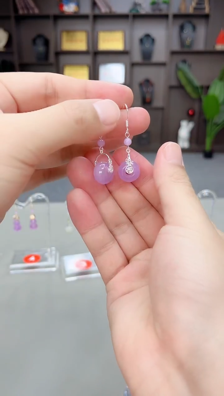 未镶嵌石英质玉（天山翠）耳饰S02