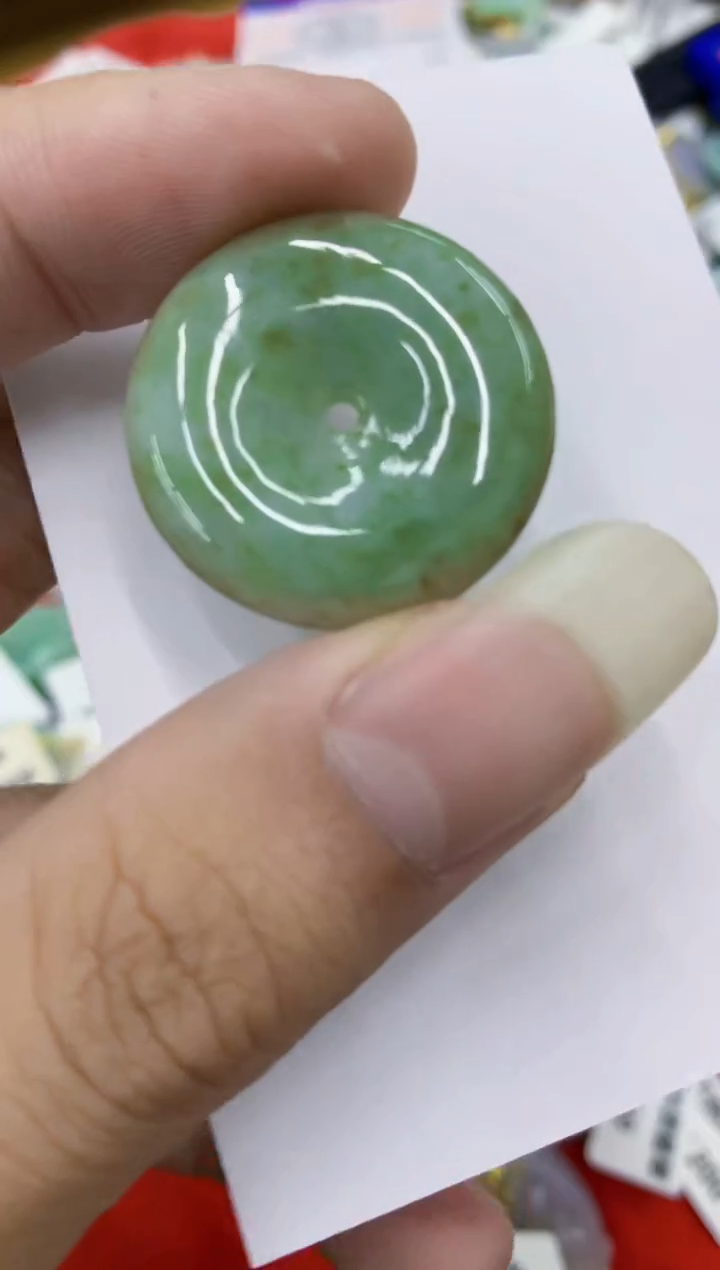 翡翠未镶嵌颈饰111111111111