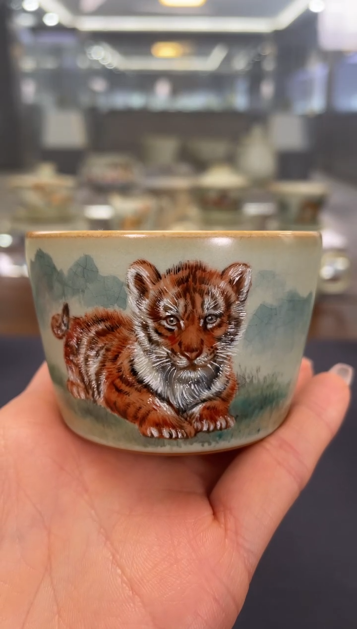 【闪购商品】周泽堂余秀华彩绘君子竹节杯（虎）