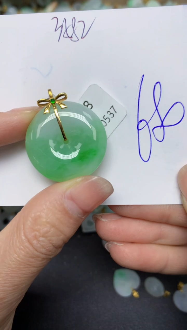 【闪购商品】翡翠颈饰18K金镶嵌 天然翡翠A货