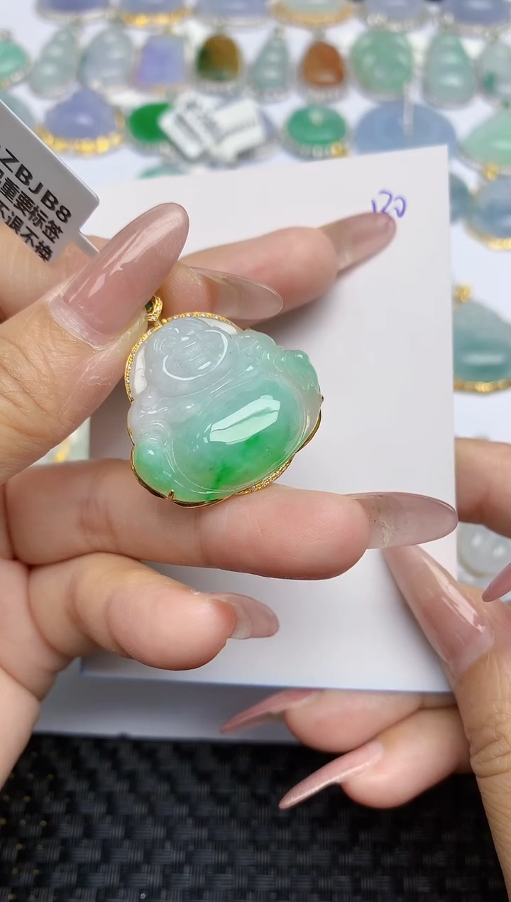 【闪购商品】翡翠颈饰18K金镶嵌天然A货翡翠 130