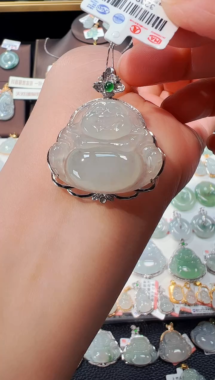【闪购商品】翡翠吊坠(不含链)18K金镶嵌佛公吊坠781