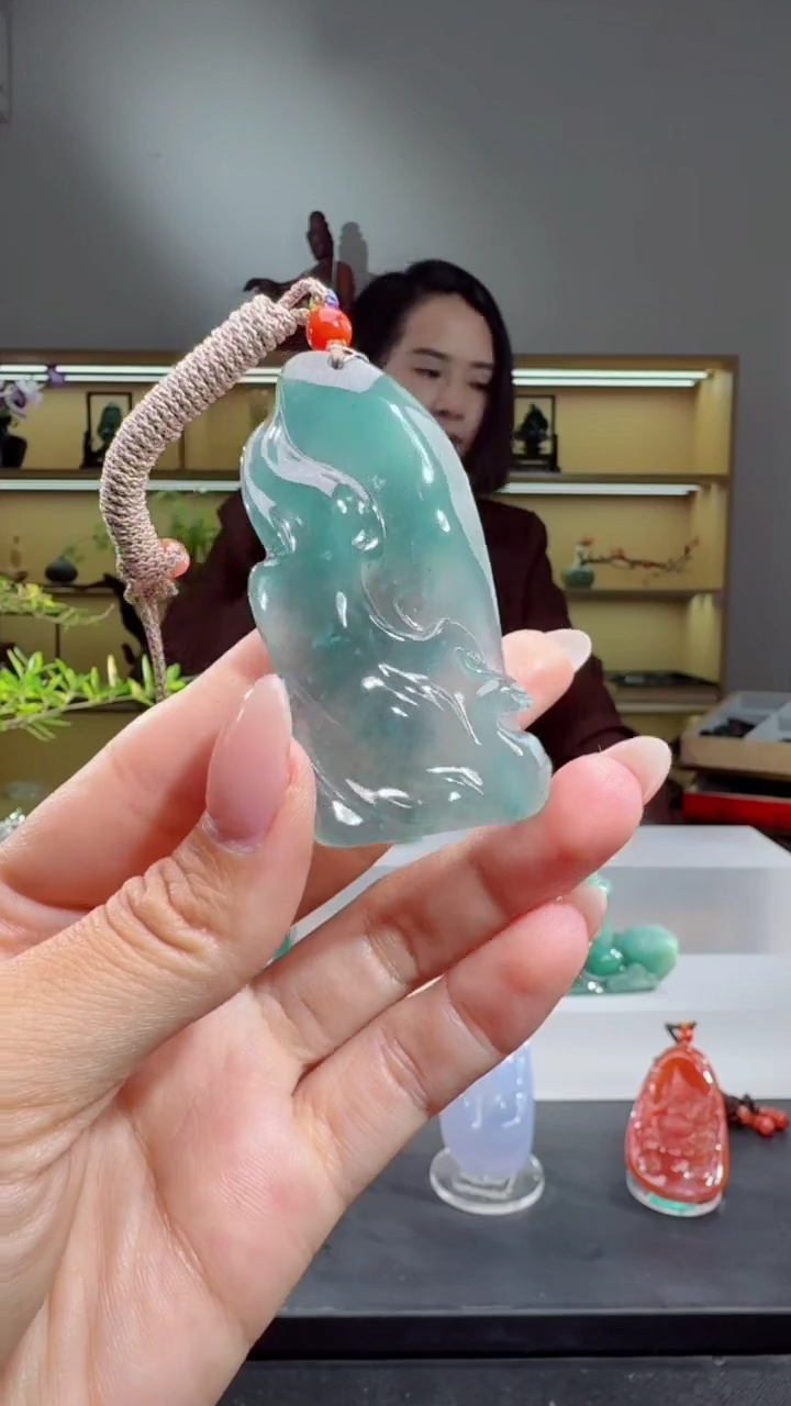 吊坠(不含链)未镶嵌翡翠吊坠（多样性发其一）