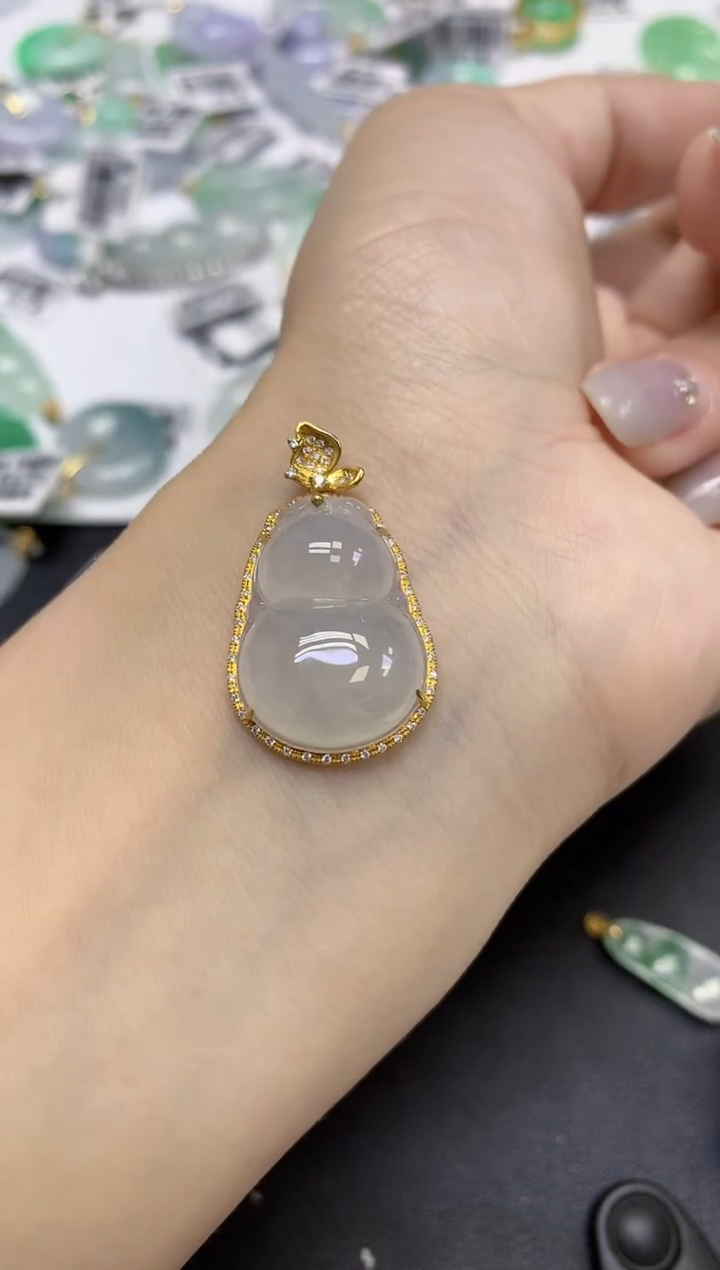 颈饰18K金镶嵌翡翠天然缅甸翡翠A货百元以上9元证书费自理