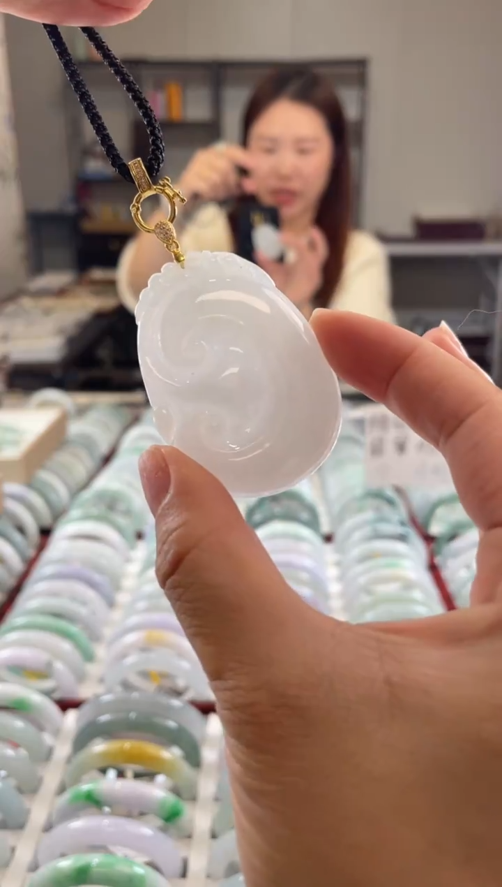 颈饰未镶嵌翡翠多样性发一