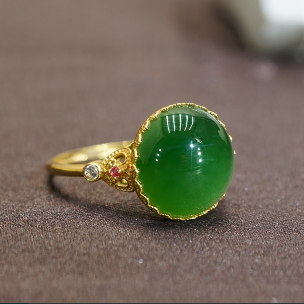 18k和田玉蛋面戒指   E122906