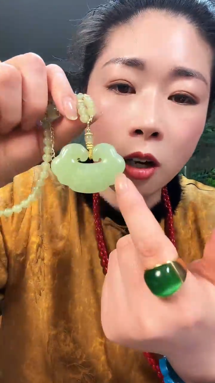 【闪购商品】树脂制品0000000T065