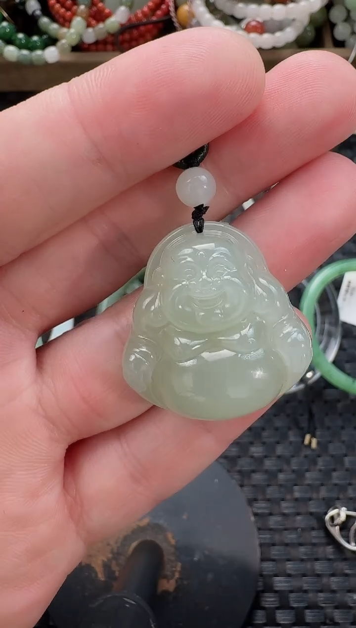 颈饰未镶嵌和田玉佛公