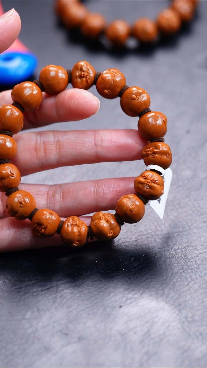 【闪购商品】橄榄核吊坠橄榄核