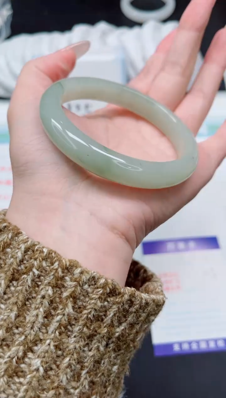 【闪购商品】石英质玉手镯未镶嵌697-62.5