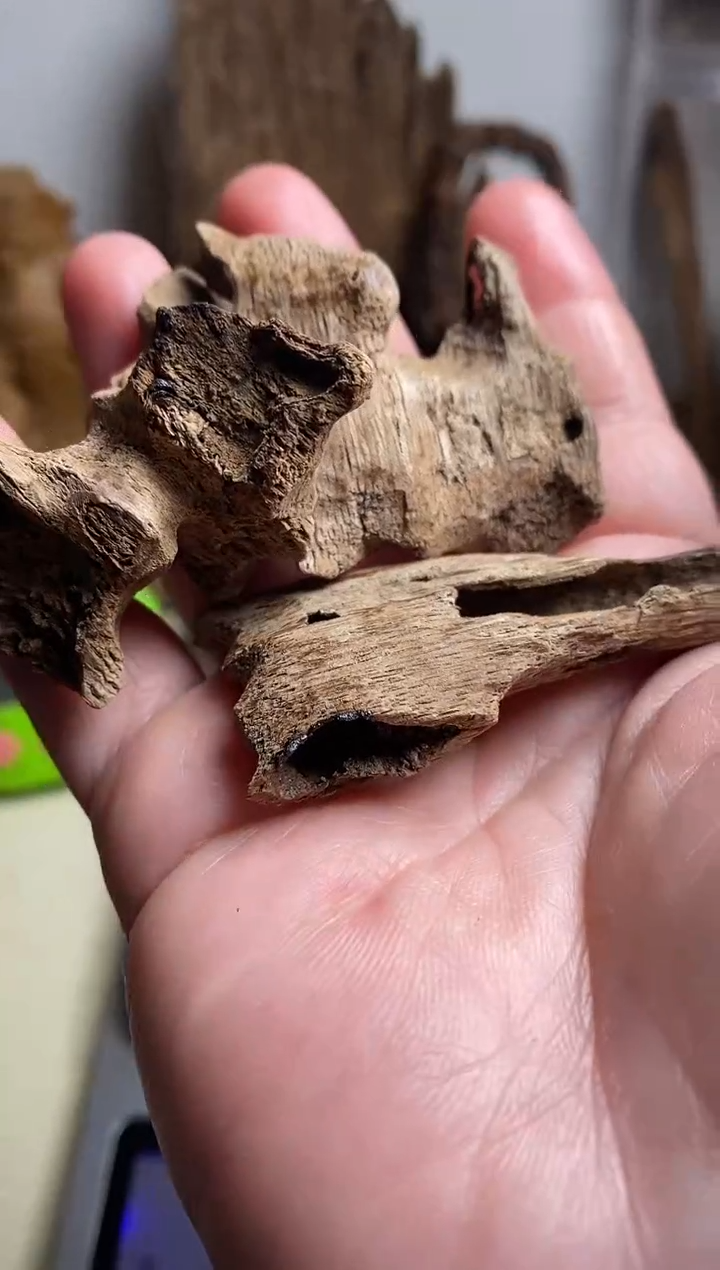 【闪购商品】沉香沉香碎屑柬埔寨沉香土沉10克