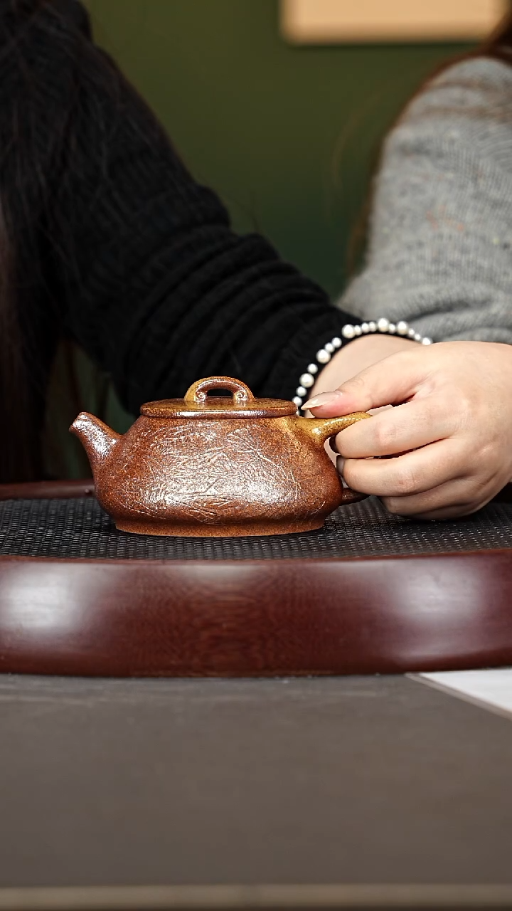 茶壶紫砂88QYJ平盖石瓢 段泥柴烧300cc