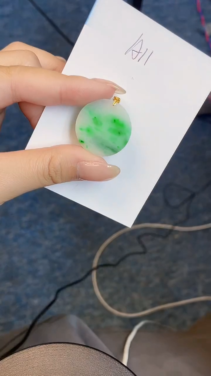 【闪购商品】翡翠颈饰18K金镶嵌00000000