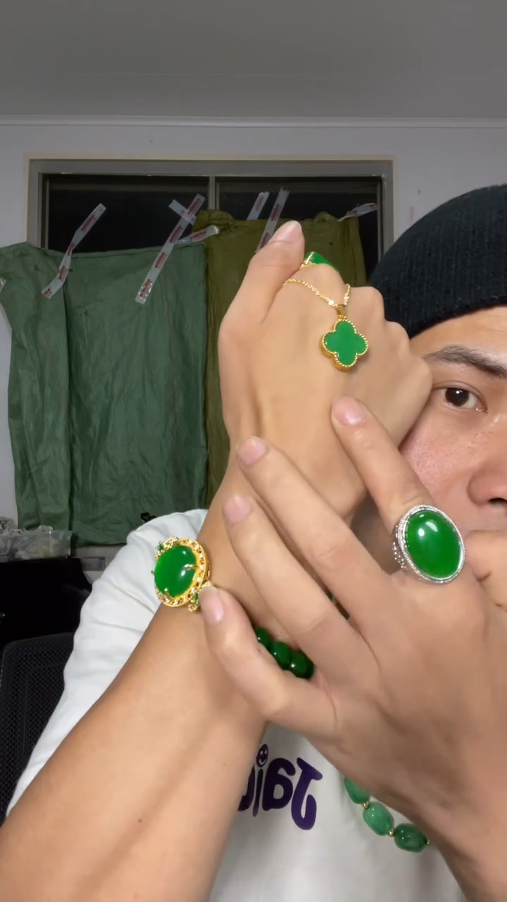 翡翠未镶嵌吊坠(赠链)【小伍珠宝】缅料高端四叶草吊坠