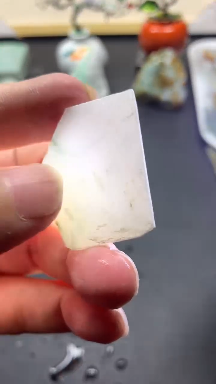 【闪购商品】翡翠颈饰未镶嵌天然翡翠A货