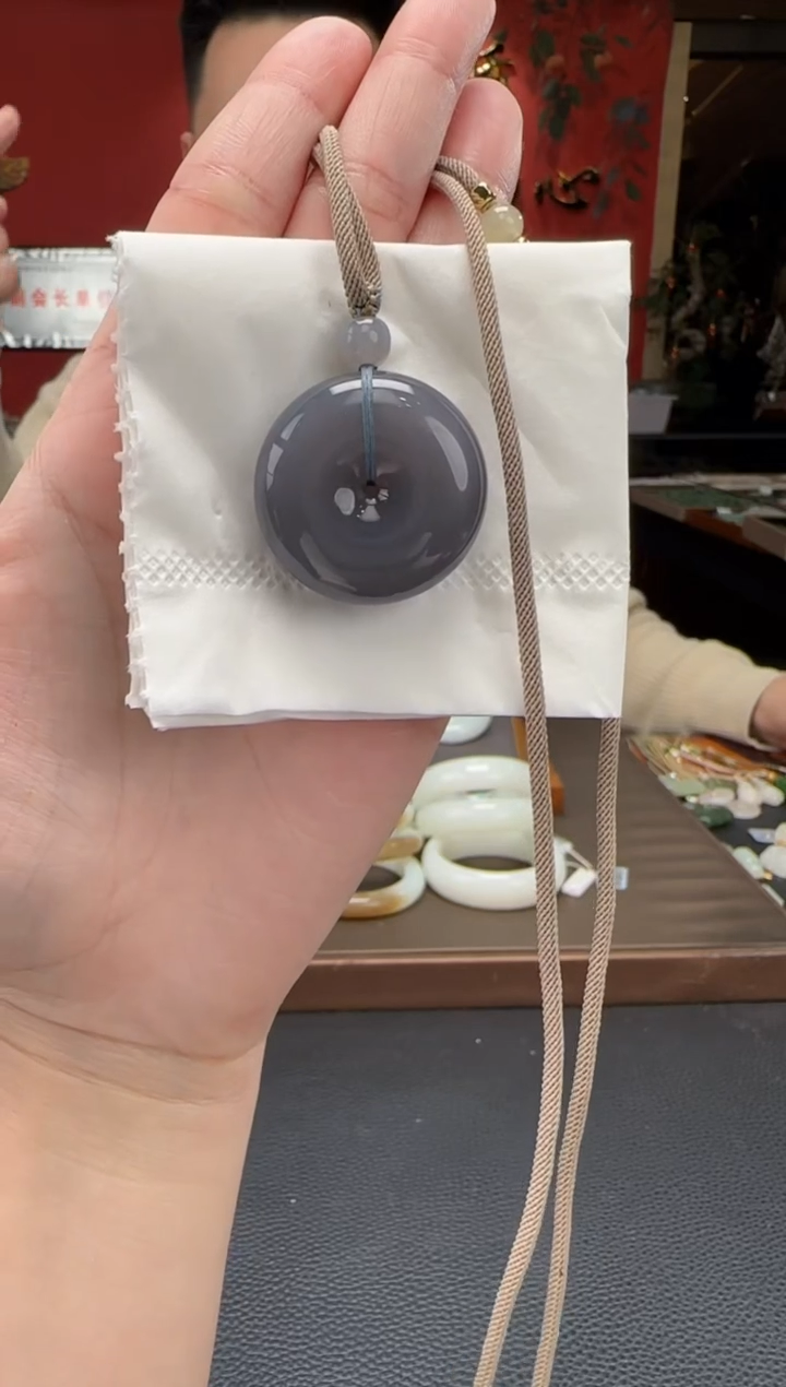 【闪购商品】和田玉颈饰未镶嵌烟紫平安扣