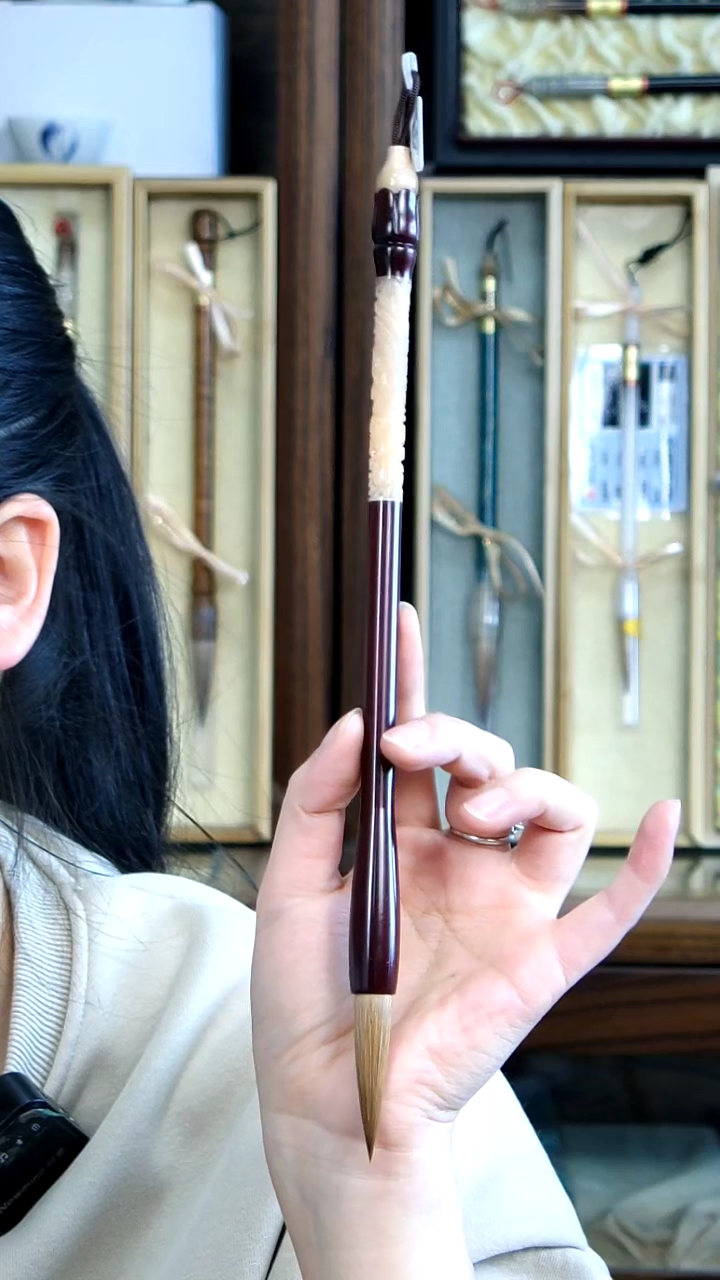 【闪购商品】31号张小凤紫檀雕凤狼毫1.0*4.8