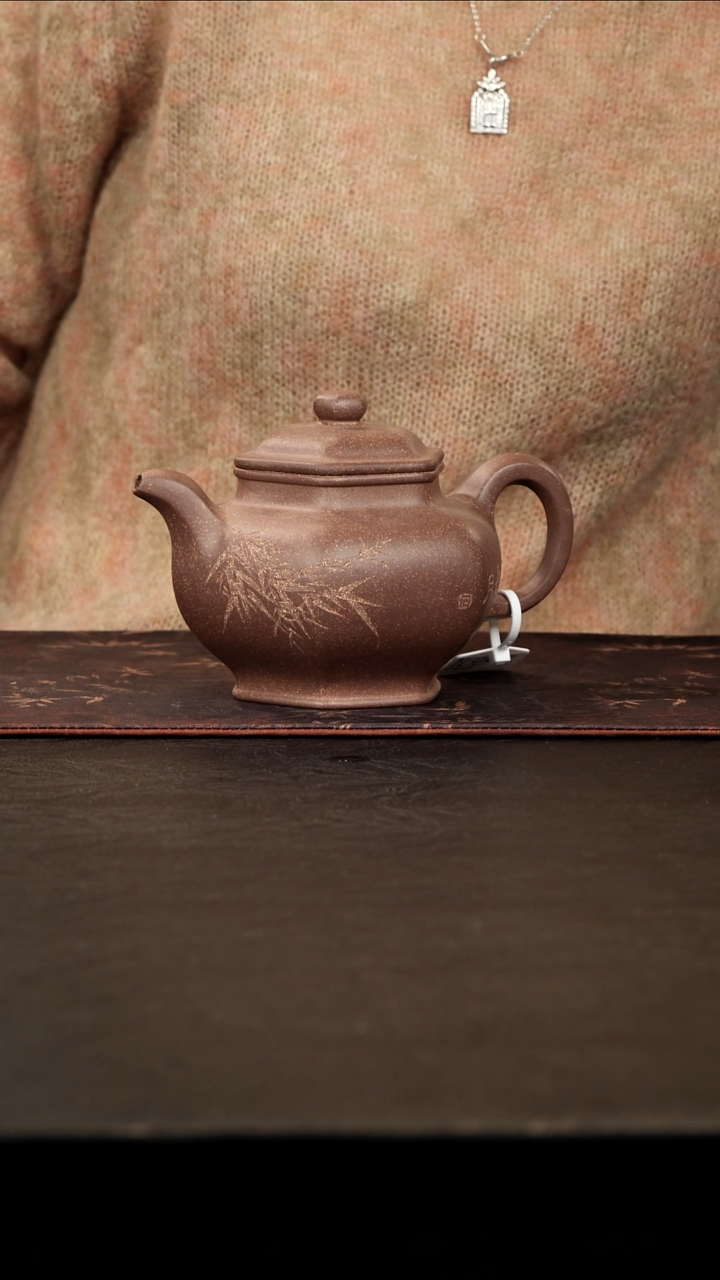 茶壶紫砂冰**芦满天星掇葵460cc刻绘