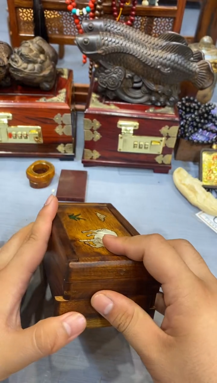 木木壹壹 工艺品 方珠子圆柱子长盒