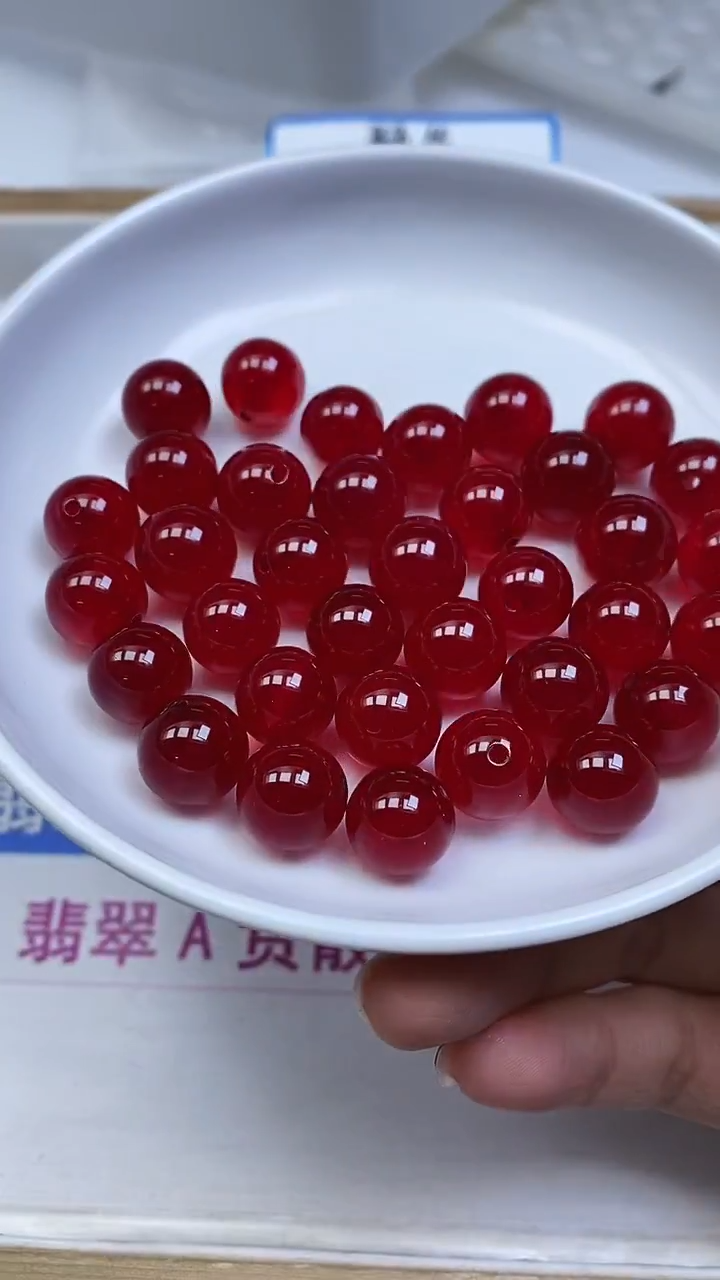 未镶嵌玛瑙手饰B559 缅甸鸽血红12mm3颗9.9元