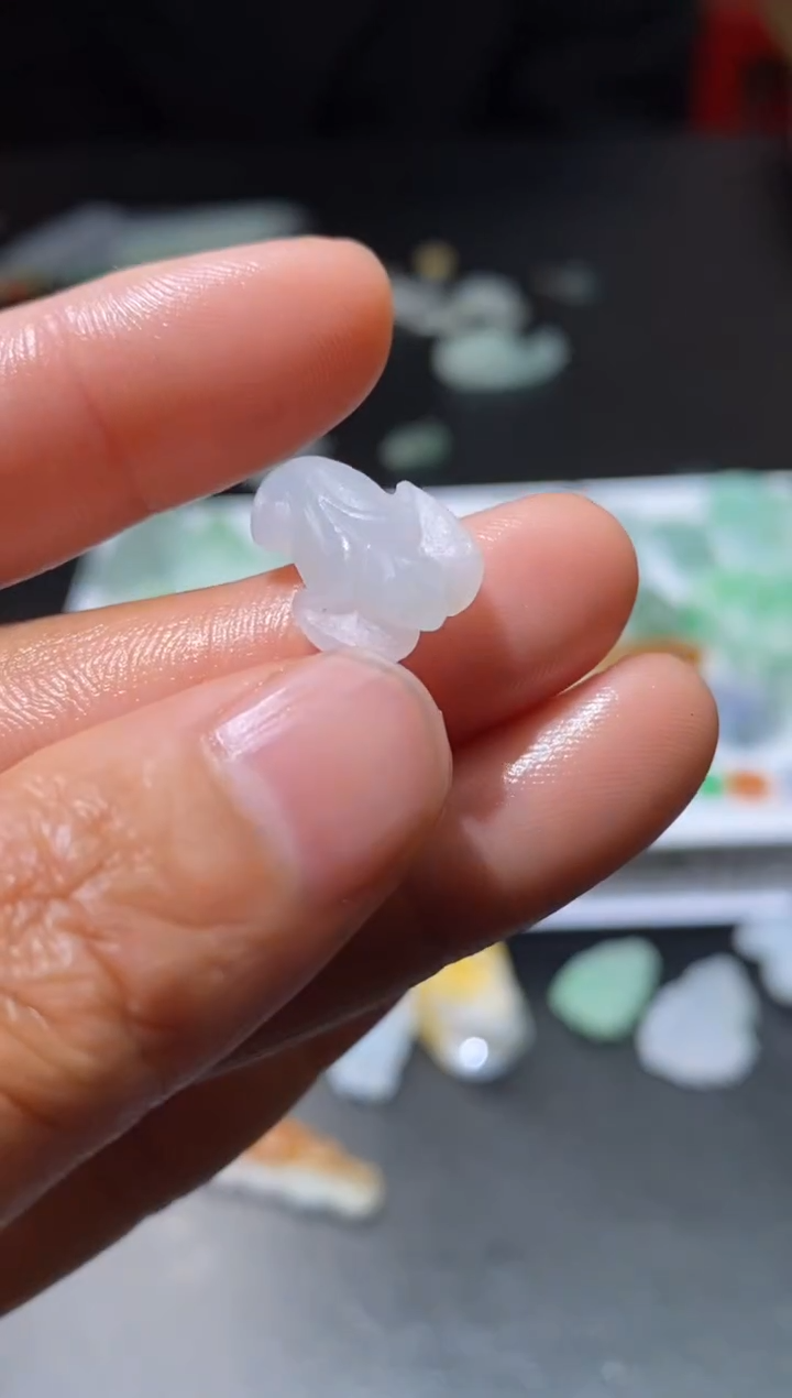 【闪购商品】定制翡翠未镶嵌翡翠毛货~