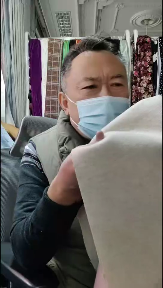 米白燕麦雪花双面布料