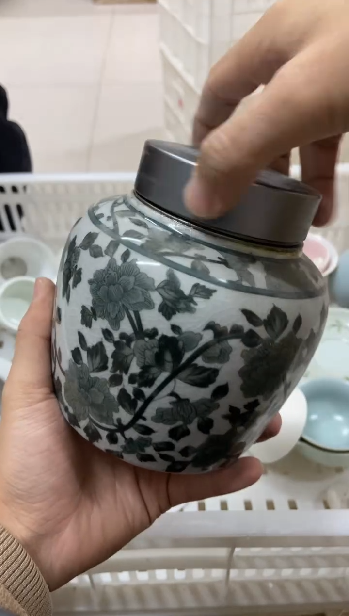 杯子瓷无运费险有瑕疵的摄影的产品有使用过的痕迹有点脏介意勿拍