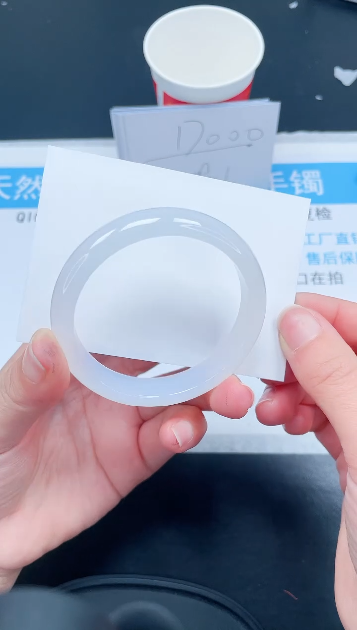 【闪购商品】石英质玉手镯未镶嵌189-53.8