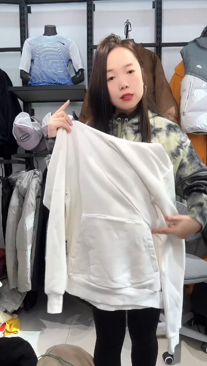 2418编码  瑕疵直播间过款为准 尺码