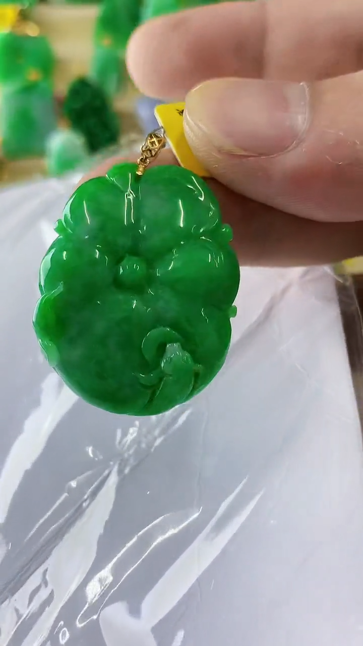 翡翠18K金镶嵌吊坠(不含链)挂件