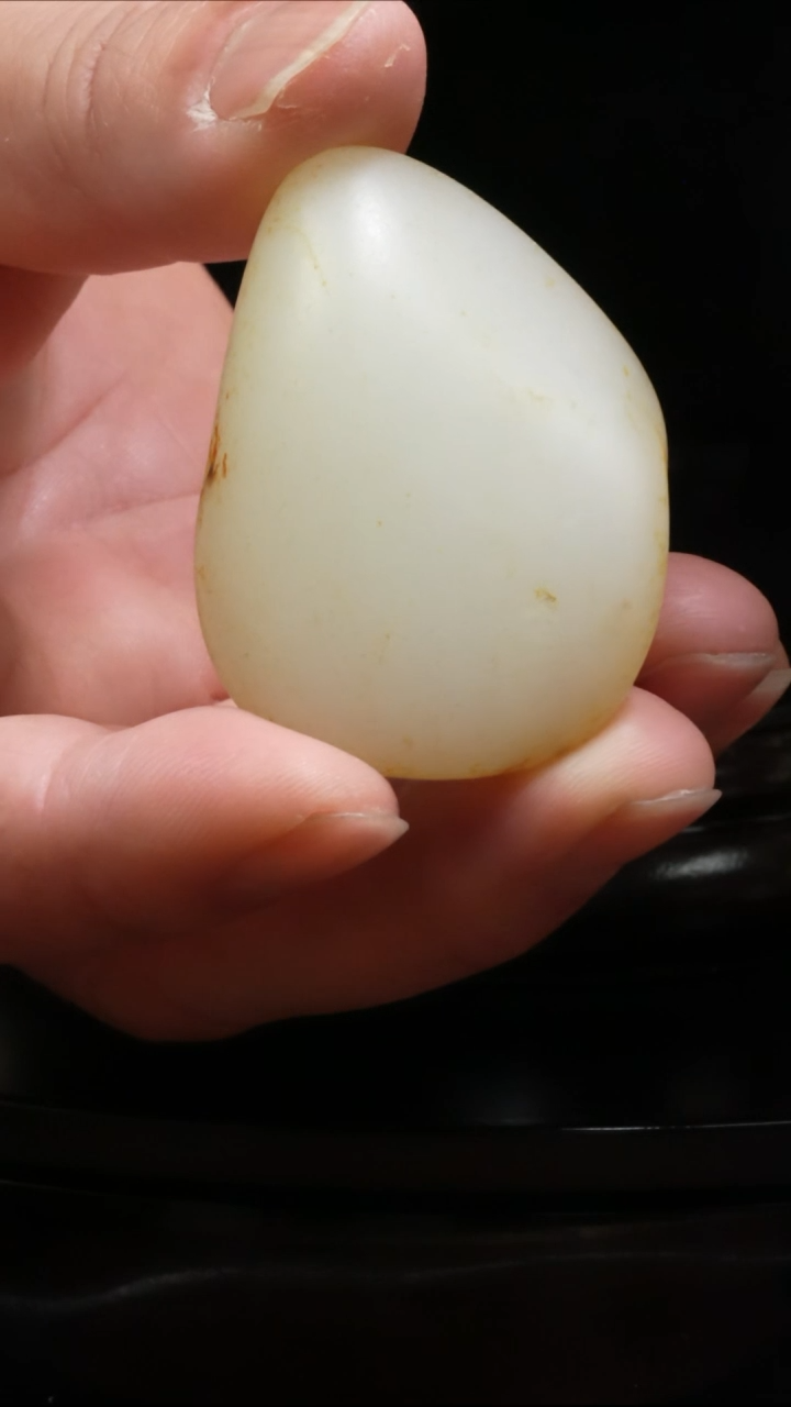 【闪购商品】和田玉吊坠(不含链)未镶嵌57.8克和田玉原石