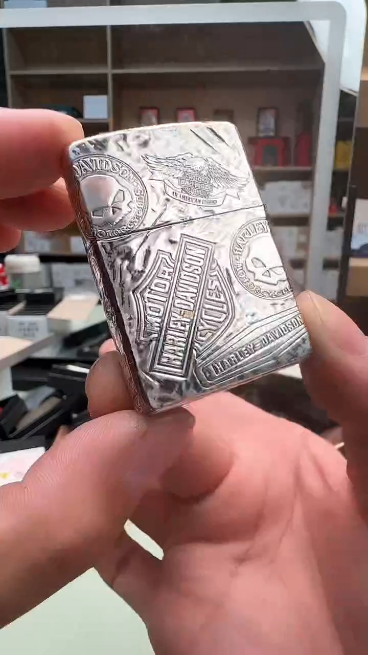 Zippo 哈雷十一章银色打火机 锤纹蚀刻工艺防风砂轮款男士送礼